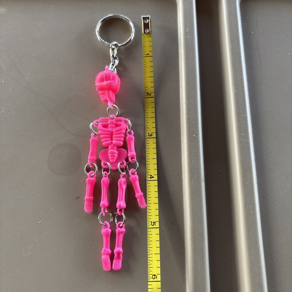 Vintage Old Retro Keyring Key Chain Plastic Pink Bones Full Body Scellington - Picture 4 of 5